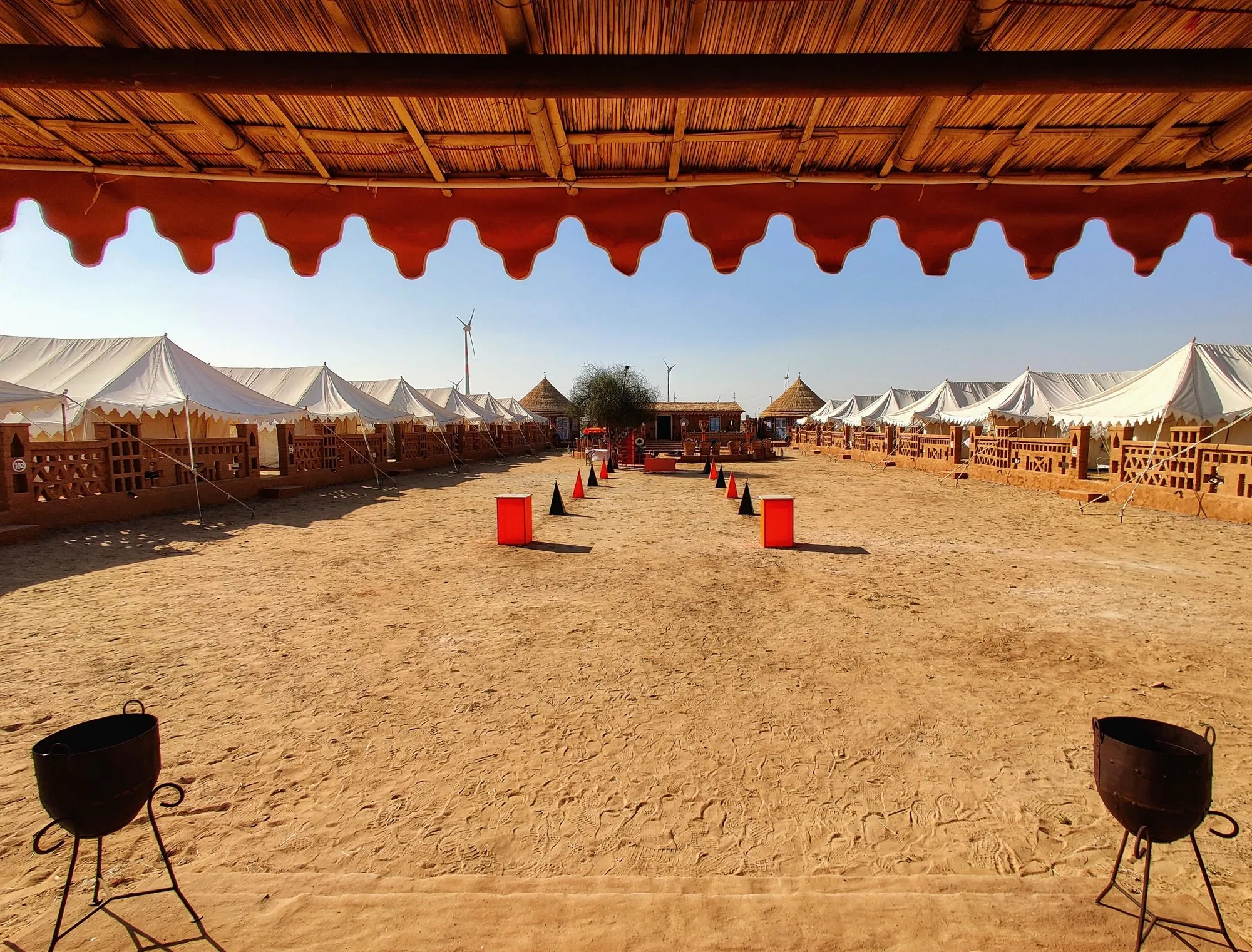 Desert Camp & Dunes