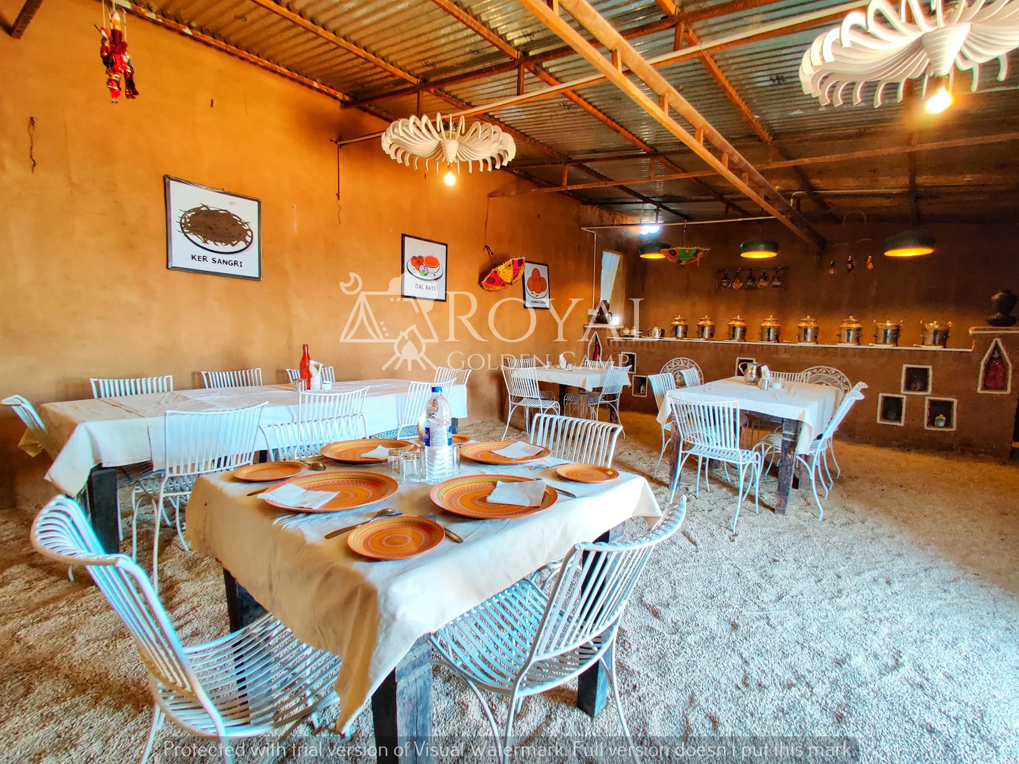 Open Dining & Camp Lounge