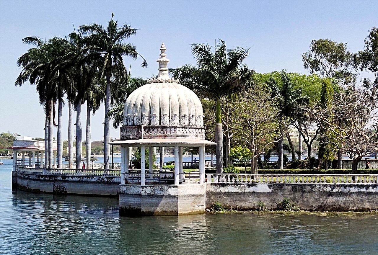 Fateh Sagar Lake