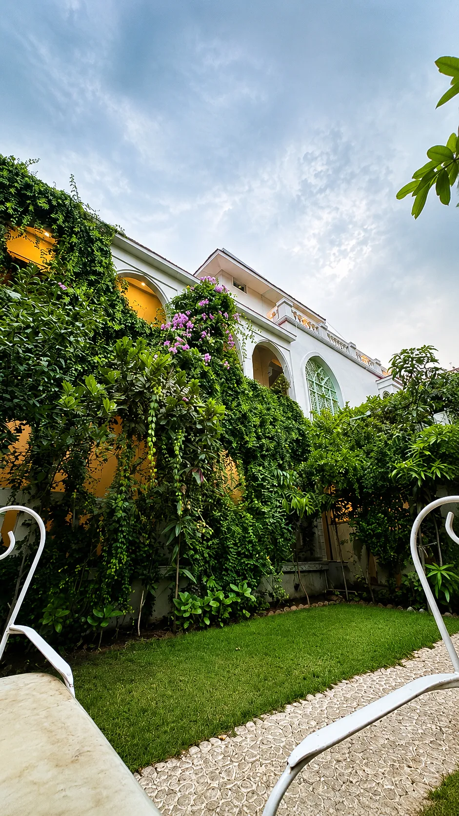 Villa Grounds, Pool & Living Spaces