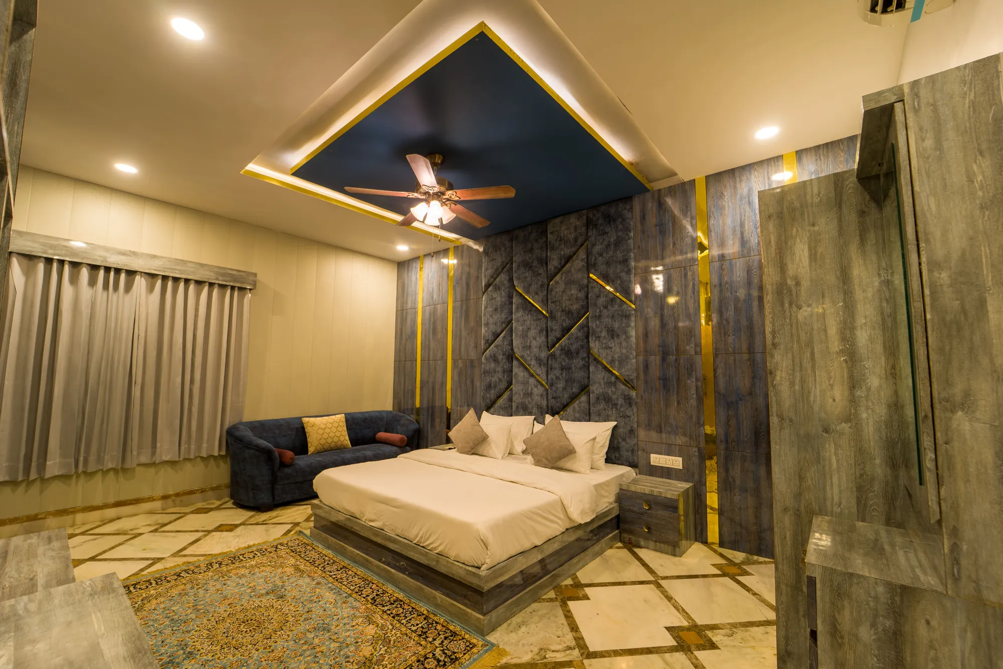 Luxury Villa Bedroom & Suite