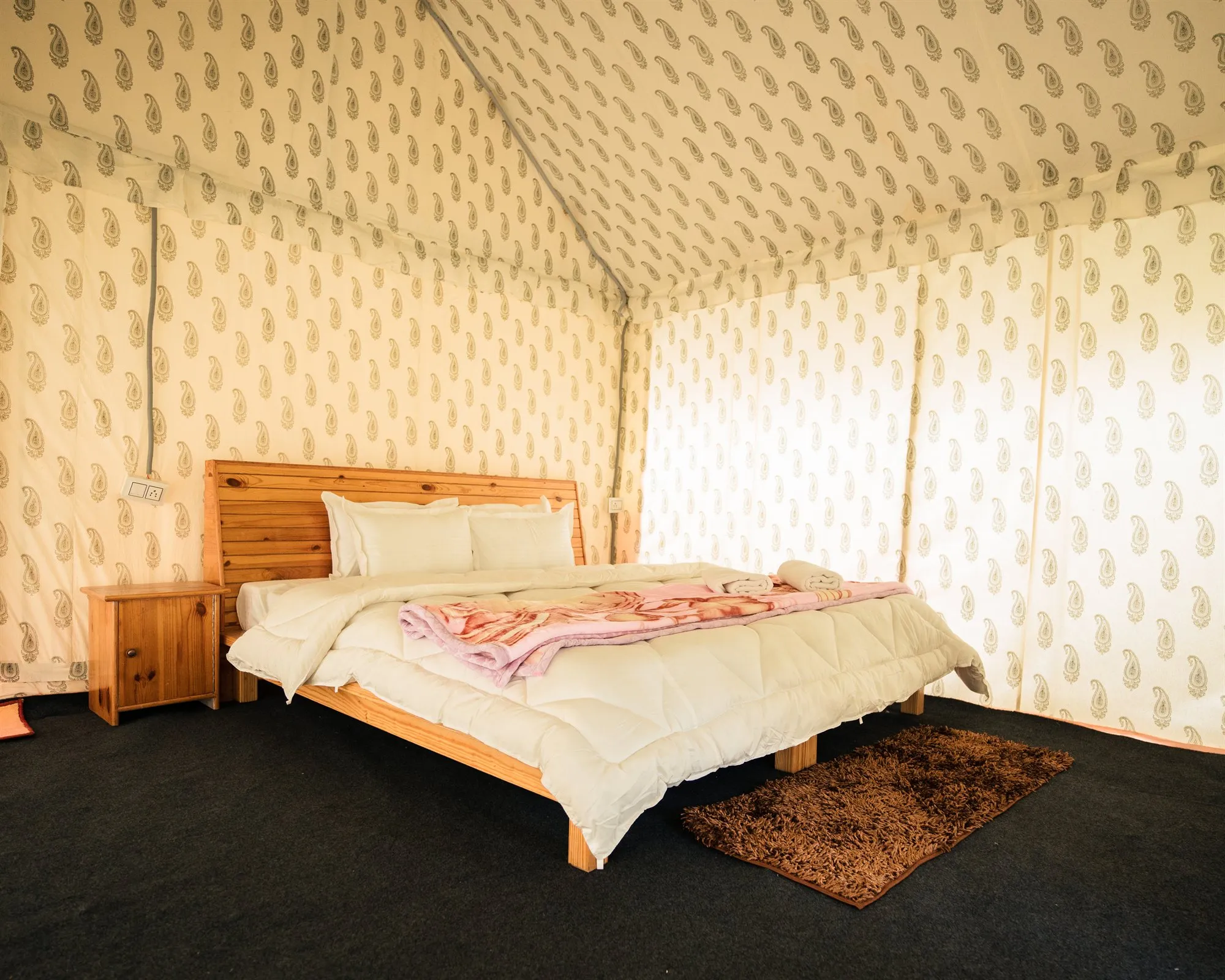 Alpine Rooms & Cottages