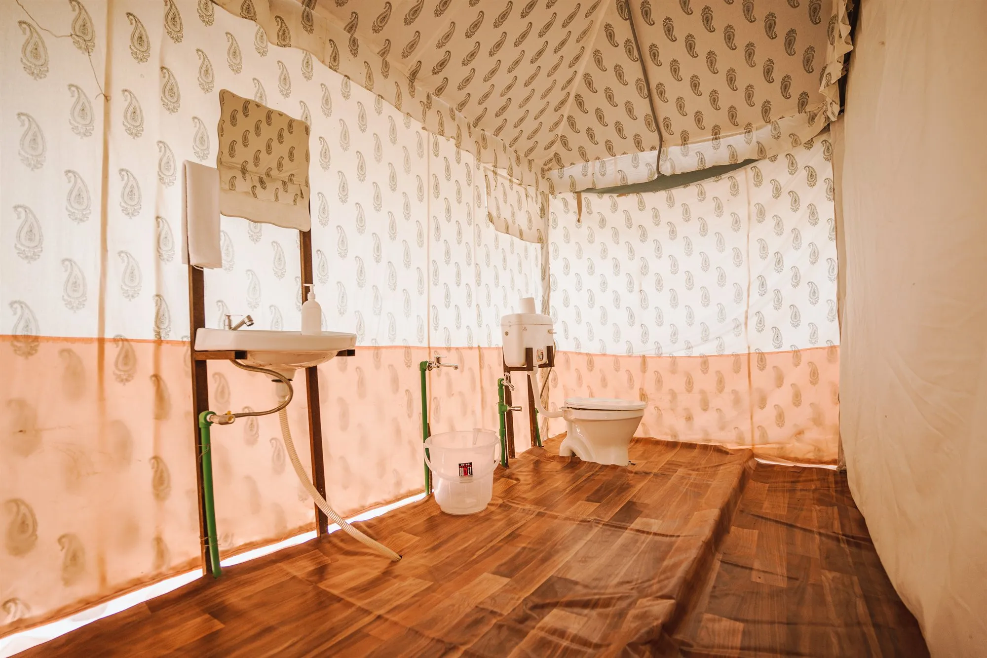 Alpine Rooms & Cottages