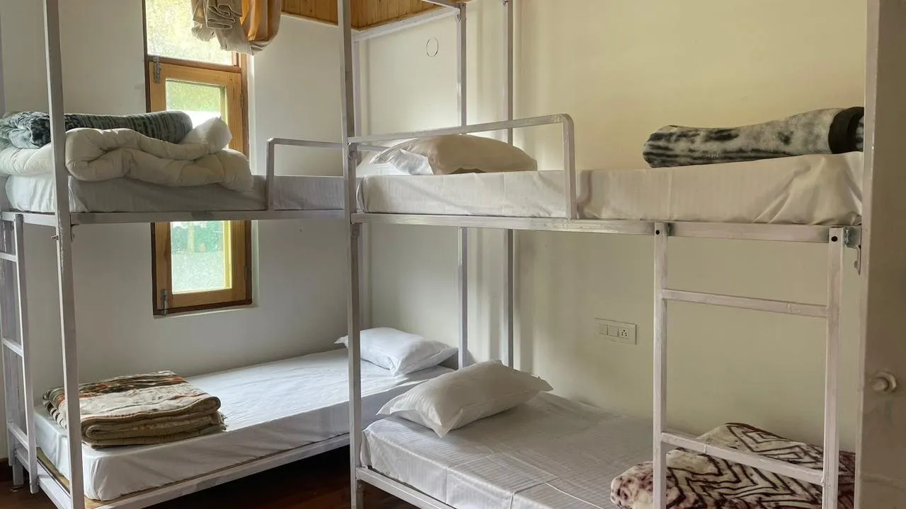 Alpine Rooms & Cottages